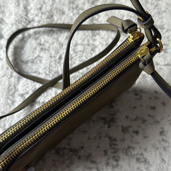 Old Navy Crossbody Bag - Olive Green - Picture 5 of 6